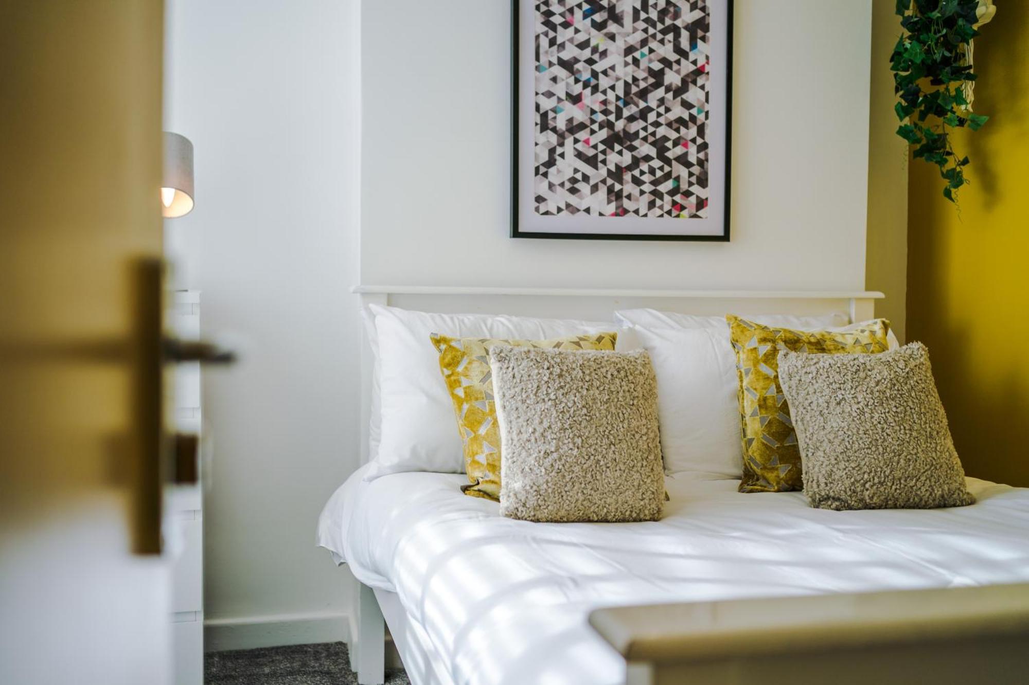 Large 7 Bedroom Town House In Chester City Centre ภายนอก รูปภาพ
