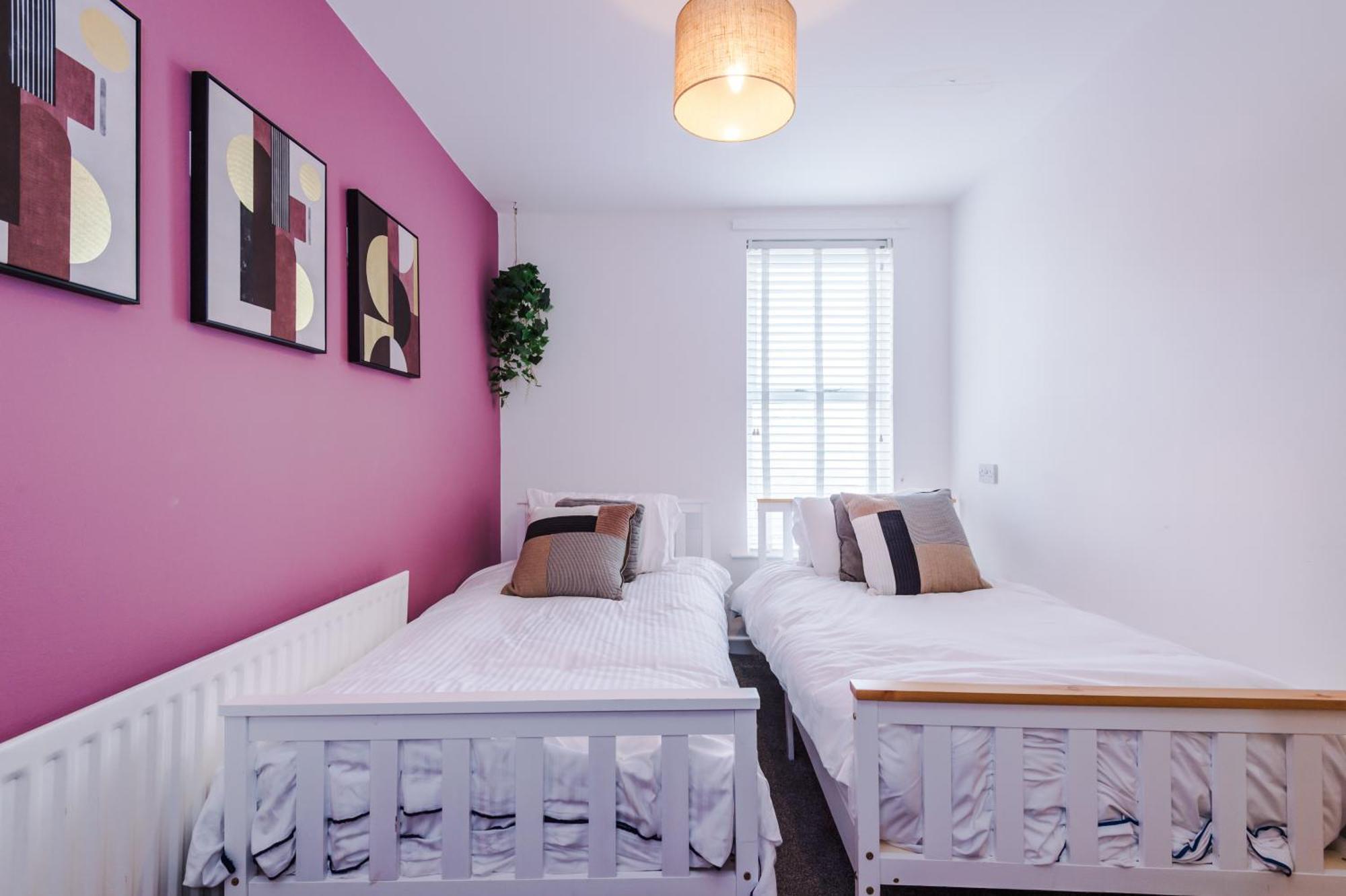 Large 7 Bedroom Town House In Chester City Centre ภายนอก รูปภาพ